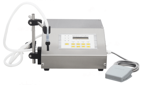 Digital control liquid filling machine
